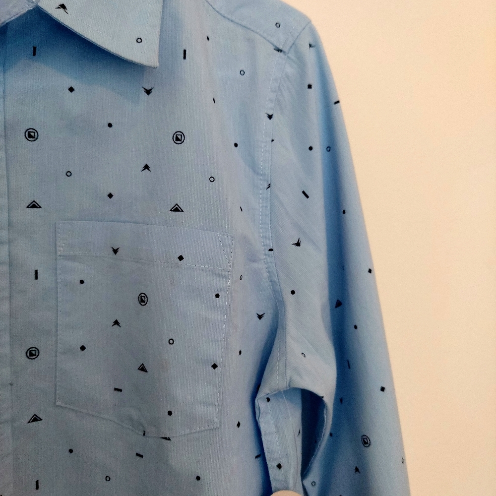 BOYS CLOTHES - Picture 3 of 5